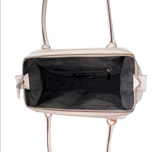 Salvatore Ferragamo Textured Leather Tote Bag white - Picture 4 of 8